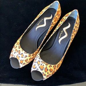 Nina Leopard shoes. New, never worn